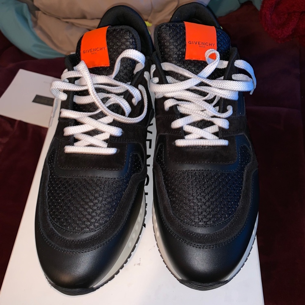 GIVENCHY MENS DESIGNER SNEAKER